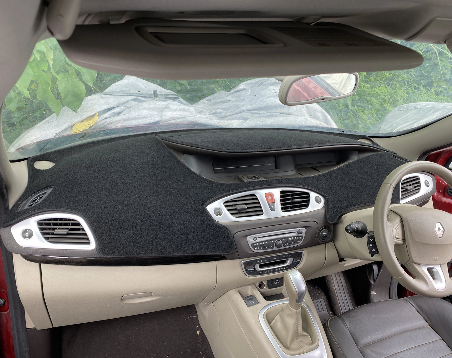 For Renault Scenic 2011-2013  Dashboard Cover Carpet Cape Sun Shade Pad Carpet mat